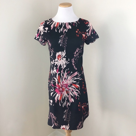 ✨5 FOR $25✨  NWOT Yumi Kim Elana Pink Floral Shift Dress - Picture 1 of 7